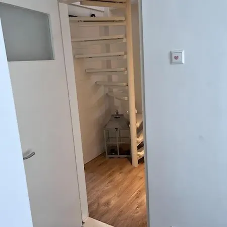 Sunrise Apartment *