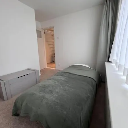Sunrise Apartment *